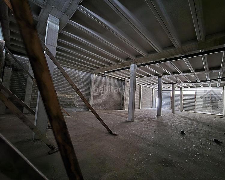 Foto 27d9612b-a83a-486a-952a-a746f05508af. Rent business premise in Revilla Camargo