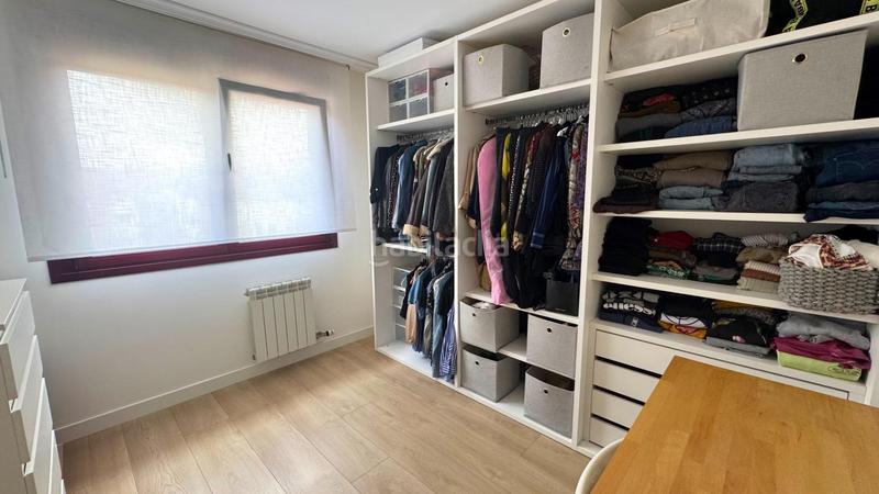 Foto b4d3a31f-7f38-4fee-9e49-a40fd37d24f7. Piso tomas y valiente en Peñacastillo - Nueva Montaña Santander