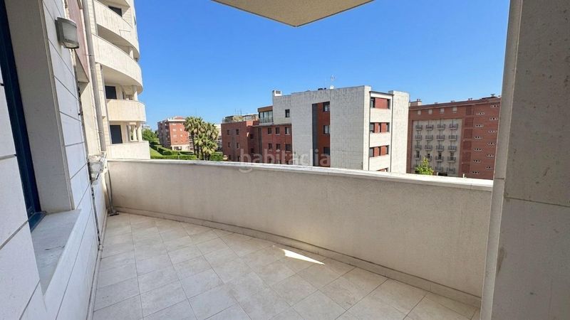 Foto bce95816-d507-4b1e-a477-9ef362de8393. Pis amb calefacció aparcament piscina a Valdenoja Santander