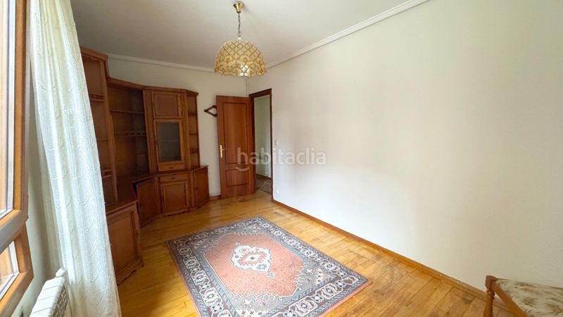 Foto 1e32b01c-3151-4244-9fe9-f52d8b837c2c. Piso centro de maliaño en Muriedas Camargo