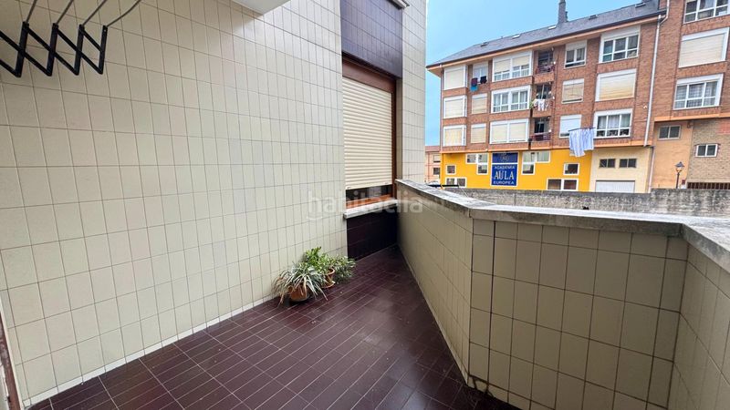 Foto 2d04ba6c-c2c4-4044-b6b3-ce9038e2e0fb. Piso centro de maliaño en Muriedas Camargo
