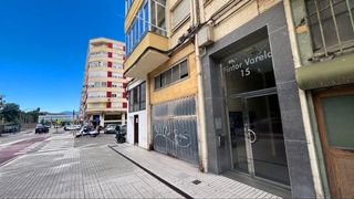 Piso  Calle pintor varela 15. Piso para actualizar en torrelavega 5ª planta con terraza, galer