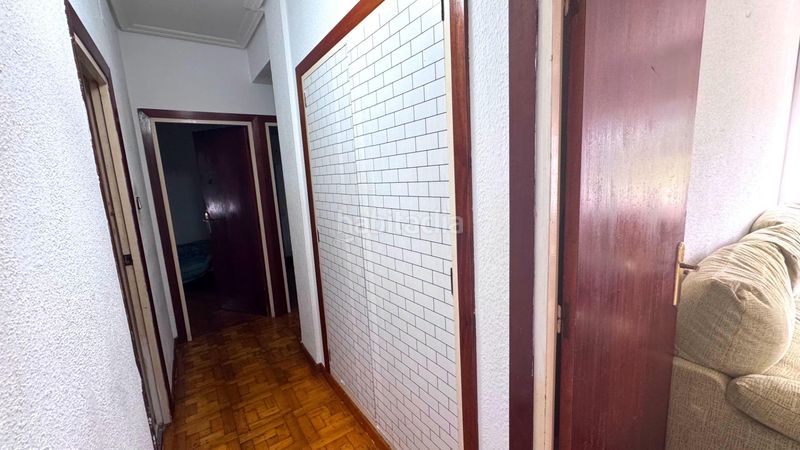 Foto cd2b6cca-9b60-4f10-819a-5a0e2c59f788. Pis amb calefacció a Inmobiliaria - Barreda Torrelavega