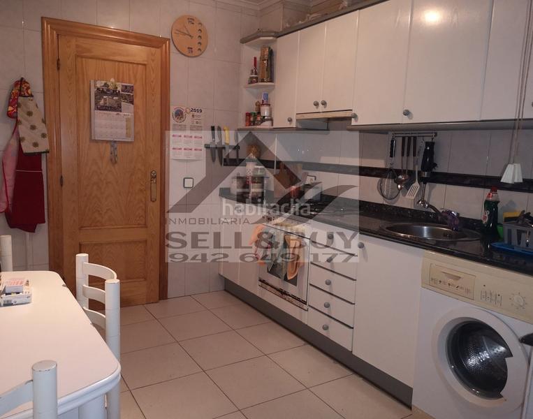 Foto 47d0631a-eee7-4e45-9bd2-f78dbdc38bf2. Piso  en Maliaño en Maliaño Camargo