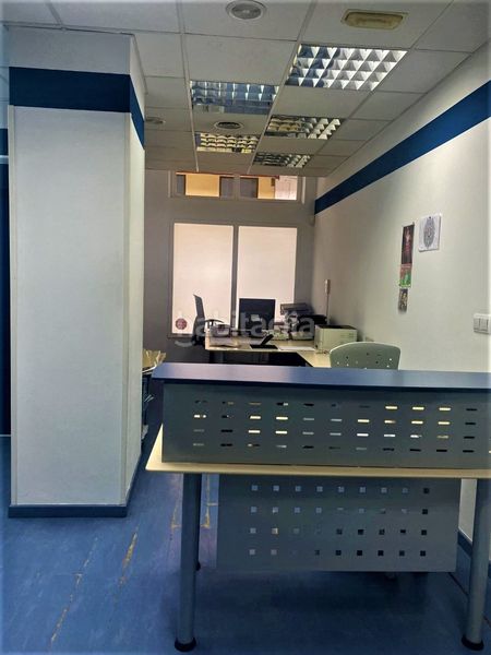 Foto 515339d1-a81a-49a1-ad07-cbd78eb4760c. Local comercial a Centro Torrelavega