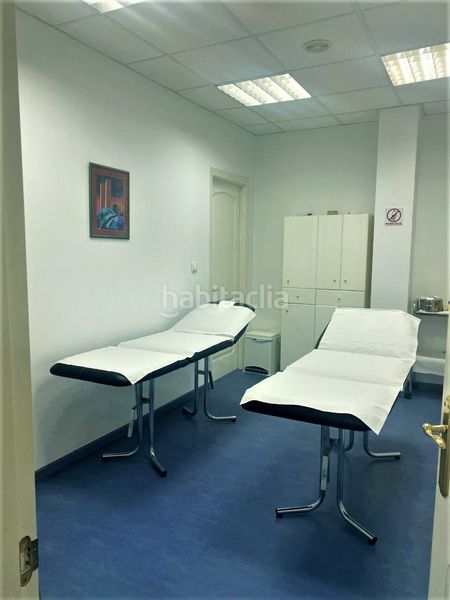 Foto 9724a921-c337-4119-9d4f-3ea817cff9bc. Local comercial a Centro Torrelavega