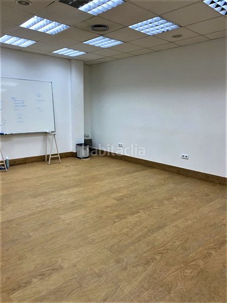 Foto af9dd2b2-6a44-4a22-885d-e83f9b729607. Local comercial a Centro Torrelavega