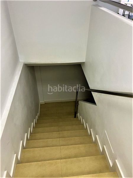 Foto ea8cf3e8-3fcc-4e30-b668-a6e8adbf4a34. Local comercial a Centro Torrelavega