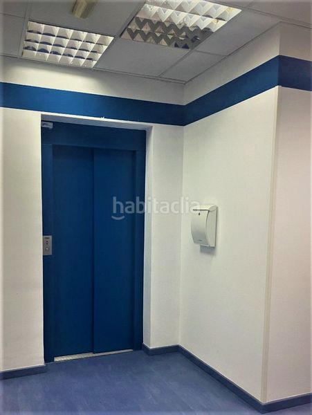Foto fa04e216-7922-4b47-b2d0-8d2e3639e51b. Local comercial a Centro Torrelavega