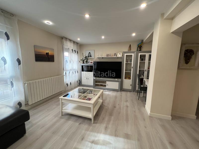 Foto f60fb881-07db-4a76-85e0-920ce0cbf587. Piso espectacular vivienda en el Centro totalmente reformada en Torrelavega