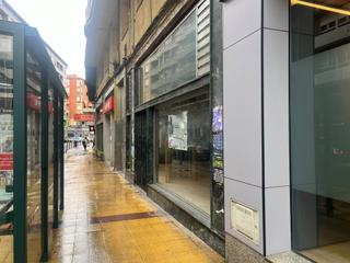 Geschäftsraum in Calle José María Pereda 22