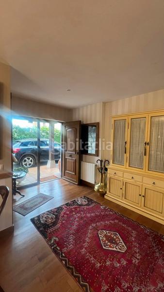 Foto 0482ba73-d3c1-42bd-ac30-8c7d067d2a75. Chalet impecable chalet individual con terreno en la zona cantabria en Suances