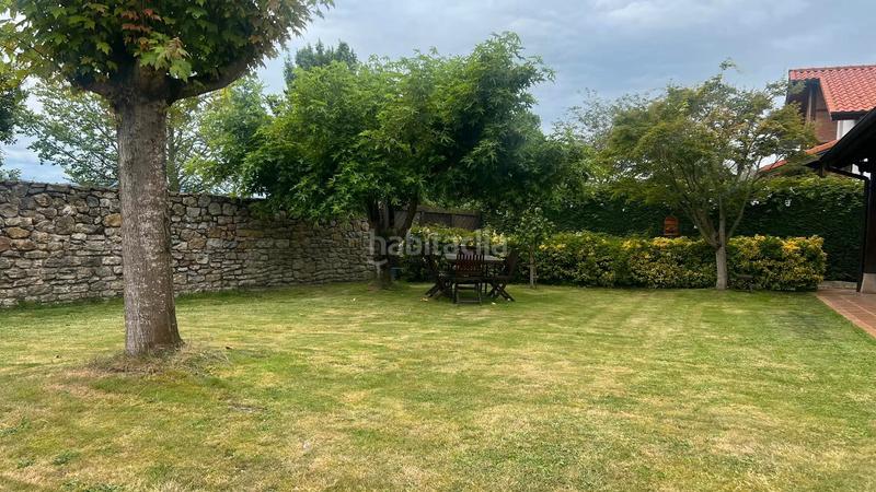 Foto 0bc73e04-58f4-4ae7-ad68-c0eba43cdec1. Chalet impecable chalet individual con terreno en la zona cantabria en Suances