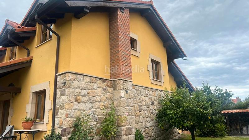 Foto da7bd3c7-ffdd-4c4a-a533-f0a63e57b32b. Chalet impecable chalet individual con terreno en la zona cantabria en Suances