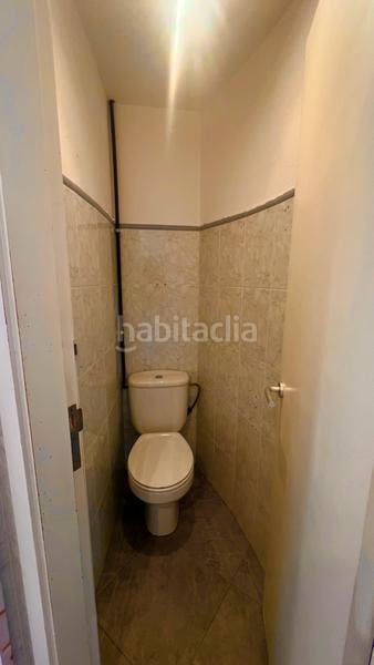 Foto a2101b02-f09c-4627-a7ab-2f4bc4ef676f. Lloguer local comercial a bulevar luciano demetrio herrero 5 a Torrelavega
