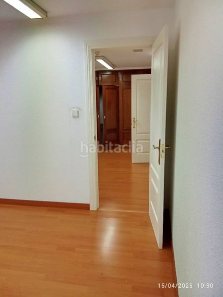 Foto 5910b1ac-c702-4b49-8cc1-df6479e18ddd. Local comercial a Centro Torrelavega