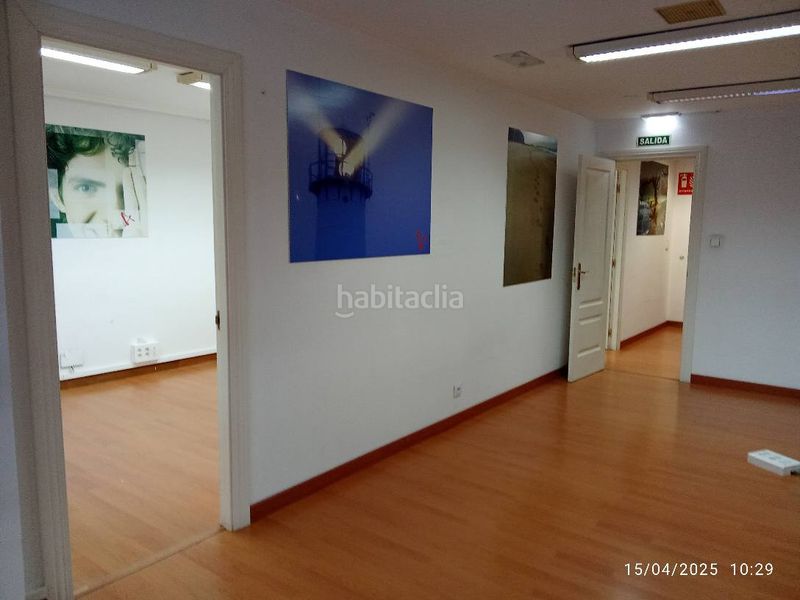 Foto 59d89dc3-6c0f-4fd0-84c0-e84d4dbb22c9. Local comercial a Centro Torrelavega