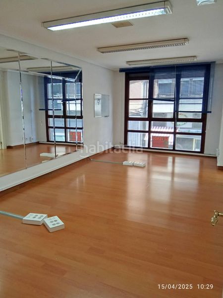 Foto a69bce0f-36cf-44ff-bd51-3e1c18c65ced. Local comercial a Centro Torrelavega