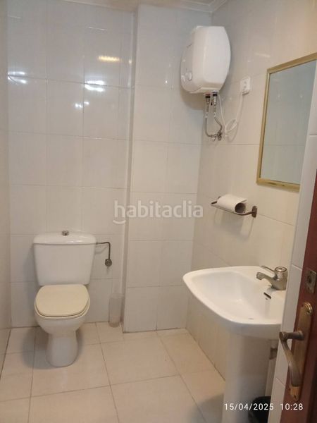 Foto ecd8c426-b893-4e4c-bcff-8e7d1d908b40. Local comercial a Centro Torrelavega