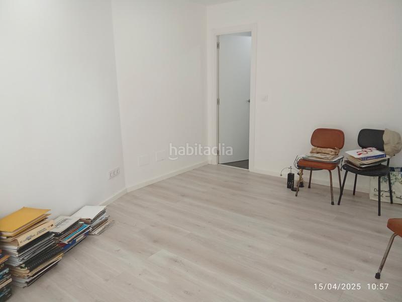 Foto a0c32014-e88c-45e1-8e54-728d59c55409. Business premise in avenida de joaquin fernandez vallejo 29 in Torrelavega