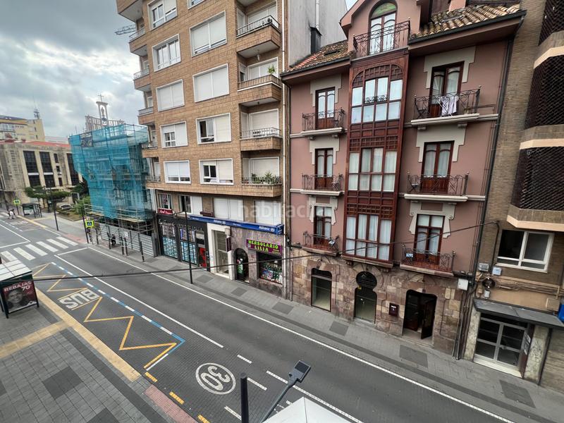 Foto 3cb13e44-6a93-487f-9fb6-4e77711b99a1. Pis a calle julián ceballos 11 a Centro Torrelavega