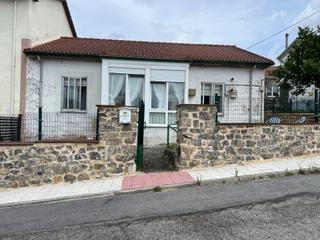 Casa  Calle el coto. Casa en planta con terreno en nestares (cantabria)