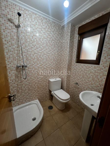 Foto 33370843-487f-43d1-a742-2c9417a227f7. Casa bifamiliare con riscaldamento parcheggio in Polanco