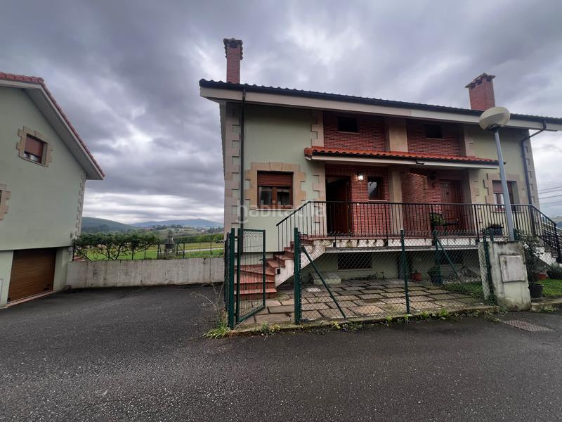 Foto b0b99c70-a1dc-4585-b98a-9bf3876ca91a. Casa bifamiliare con riscaldamento parcheggio in Polanco