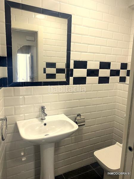 Foto 2444ad45-6cdb-4daa-b5f3-45a1fa20614e. Local commercial dans calle lasaga larreta 20 dans Centro Torrelavega