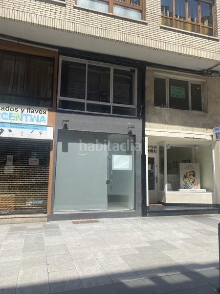 Foto 8f355542-02a8-424d-aa2a-f4dcc0f2408e. Local commercial dans calle lasaga larreta 20 dans Centro Torrelavega