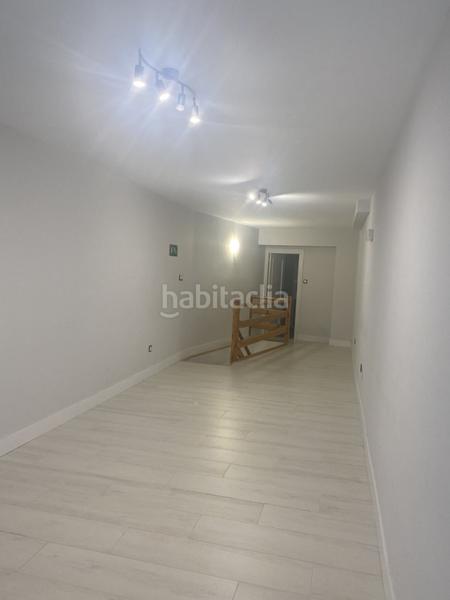 Foto afdf9c19-1b8c-4cbe-92ba-ea4087cdf8bc. Local commercial dans calle lasaga larreta 20 dans Centro Torrelavega