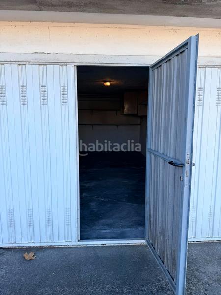 Foto 71051cef-a576-4d92-b081-1454237a428a. Autoparkplatz in barrio miravalles 40a in Sierrapando Torrelavega