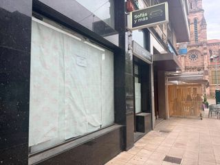 Miete Geschäftsraum in Calle consolación 27. Excepcional local en alquiler con opcion a compra en calle peato