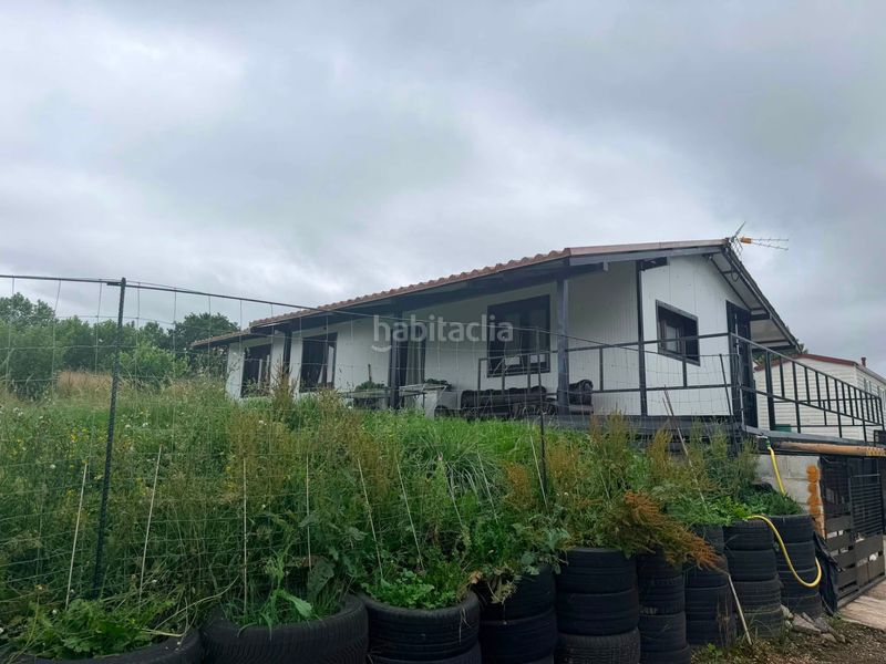 Foto b72d56ce-5a78-443c-ab91-9e06044ec945. Casa amb calefacció aparcament a Cartes