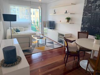 Rent Flat  Calle la garoja. Impecable vivienda de 2 dormitorios y 2 baños en santiago de car