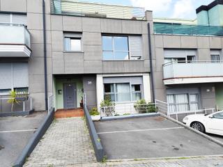 Casa adossada  Baseliza kalea 38. Gestión inmobiliaria barakaldo vende en exclusiva este chalet ad