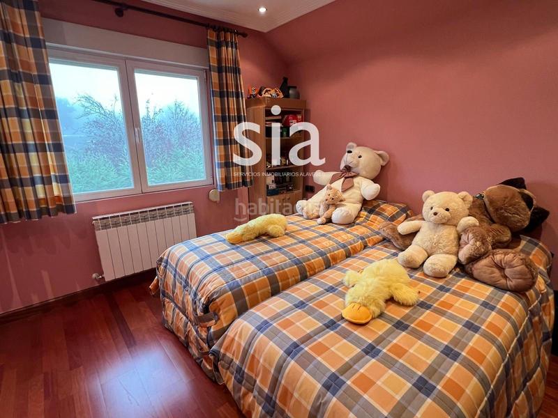 Foto 668d4370-3c83-44ad-a8f1-5ca7553f4829. Chalet con parcheggio in Zona Rural Este Vitoria - Gasteiz