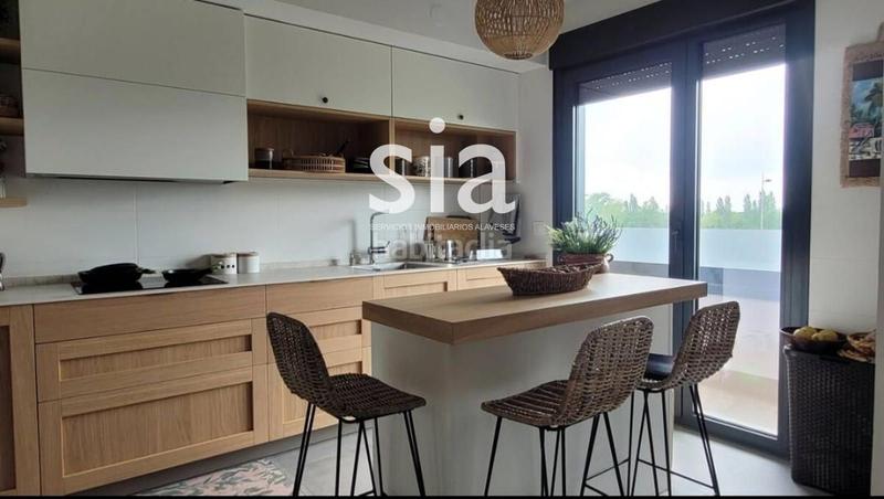 Foto d2c03d84-fbda-4c14-8c02-4dda92045e8b. Flat with heating in Aretxabaleta Vitoria - Gasteiz