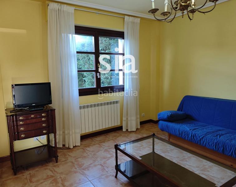 Foto 0fa8bc77-f044-4ee7-8561-ef29e8884698. Casa adosada exclusiva sia vende chalet adosado en nanclares de la oca en Iruña Oka / Iruña de Oca