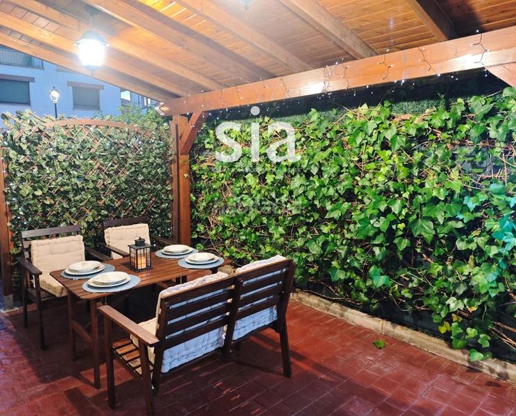 Foto 278e673c-afeb-4588-b148-15fe19e2d0c8. Casa adosada exclusiva sia vende chalet adosado en nanclares de la oca en Iruña Oka / Iruña de Oca