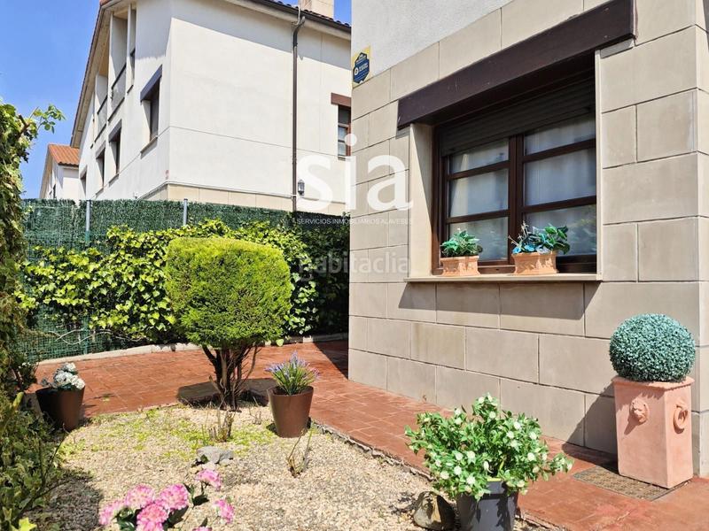 Foto 35ea0142-9d4c-4c95-9aeb-8cbccf1841bd. Casa adosada exclusiva sia vende chalet adosado en nanclares de la oca en Iruña Oka / Iruña de Oca