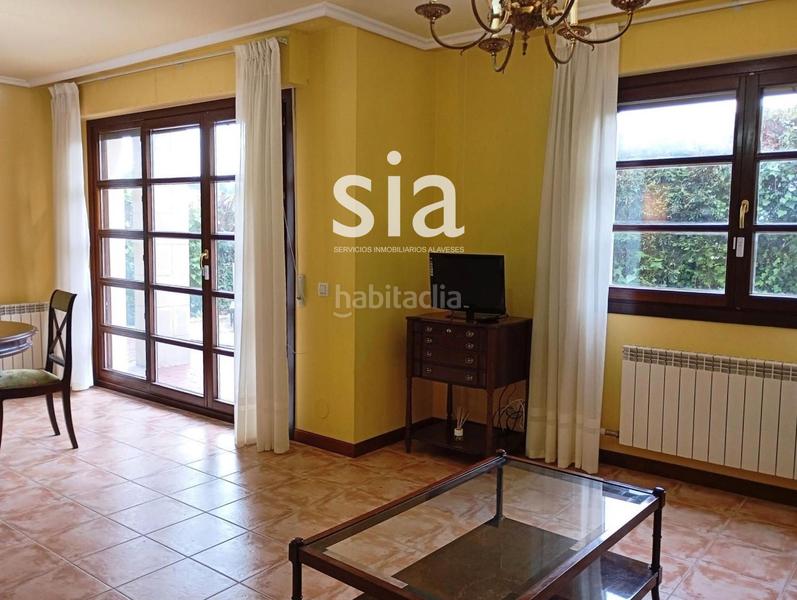 Foto 57875171-e2dc-49be-b9b5-4859ed7eb84a. Casa adosada exclusiva sia vende chalet adosado en nanclares de la oca en Iruña Oka / Iruña de Oca
