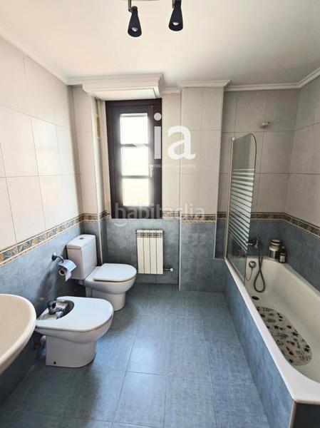 Foto 7f7b4993-d551-431b-8090-422078885ed2. Casa adosada exclusiva sia vende chalet adosado en nanclares de la oca en Iruña Oka / Iruña de Oca