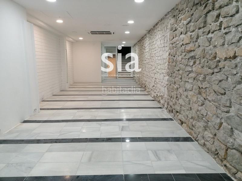 Foto e1238a7f-2bc2-4856-a310-7498375039fa. Lloguer local comercial a Ensanche Vitoria - Gasteiz