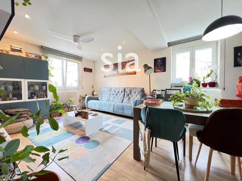 Foto 09420e7a-ab6d-4034-a8b2-4a283a7bccaa. Piso exclusiva sia vende piso en calle prado en Lovaina Vitoria - Gasteiz