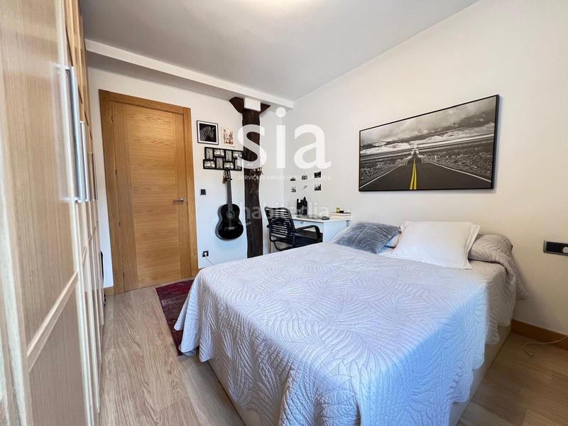 Foto 50fa9ab0-7c37-41c7-a820-1a4d7fc6af5d. Piso exclusiva sia vende piso en calle prado en Lovaina Vitoria - Gasteiz