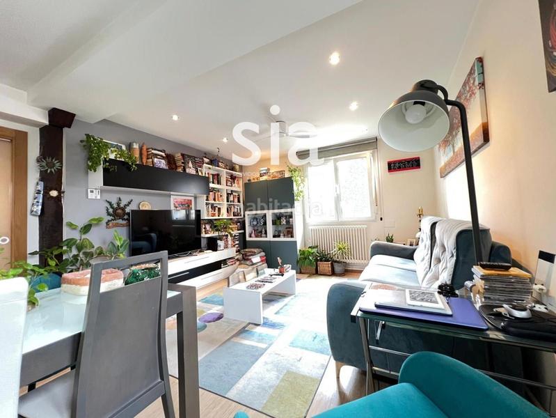 Foto ba210906-89c2-4cee-99a0-dc83cdf21477. Piso exclusiva sia vende piso en calle prado en Lovaina Vitoria - Gasteiz