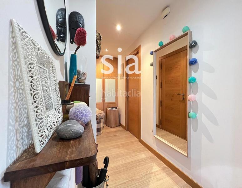 Foto faf3ce67-fabf-44b7-b511-86ec0e0ab47a. Piso exclusiva sia vende piso en calle prado en Lovaina Vitoria - Gasteiz