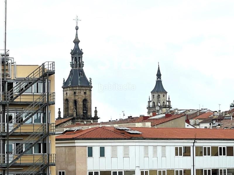Foto fbe54ec7-70d0-4e98-ad9e-16211c3d2d1c. Piso exclusiva sia vende piso en calle prado en Lovaina Vitoria - Gasteiz