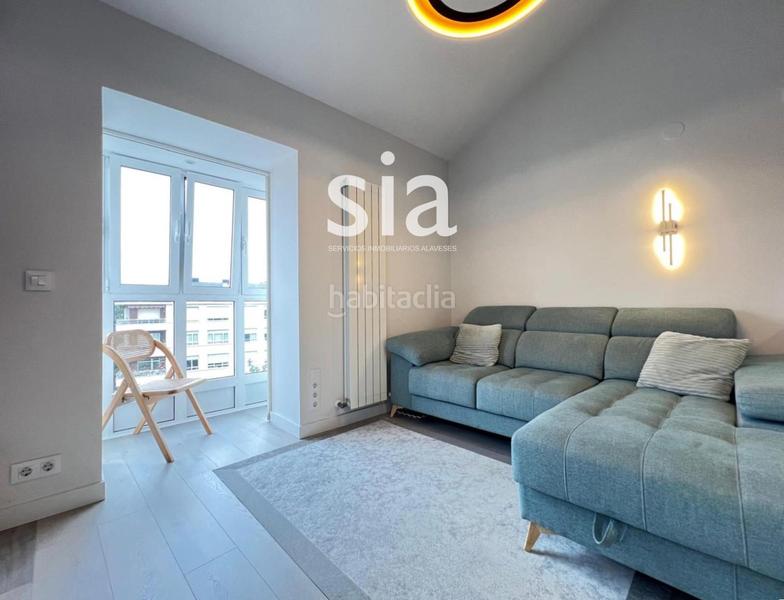 Foto f8a8e7d8-ecb4-4d72-99ba-b6bd7d5caad2. Piso exclusiva sia vende dúplex en el centro en Casco Viejo Vitoria - Gasteiz